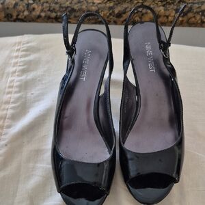 Nine West Black Patent Heels nice looking heels